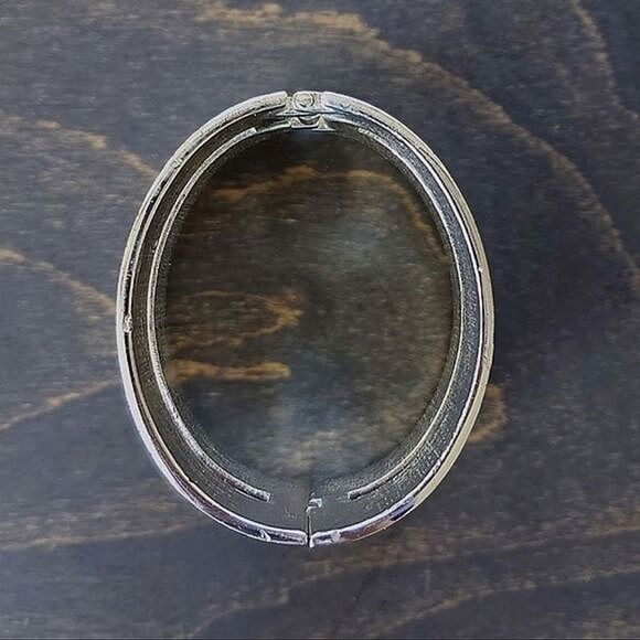 Silver tone wide cutout hinged cuff - Picture 11 of 11